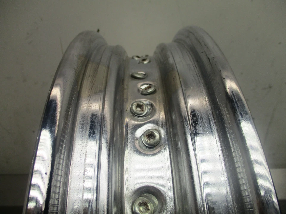 Llanta trasera Honda CBR600F4 2001 42650-MBW-A11 Foto 4 de 4