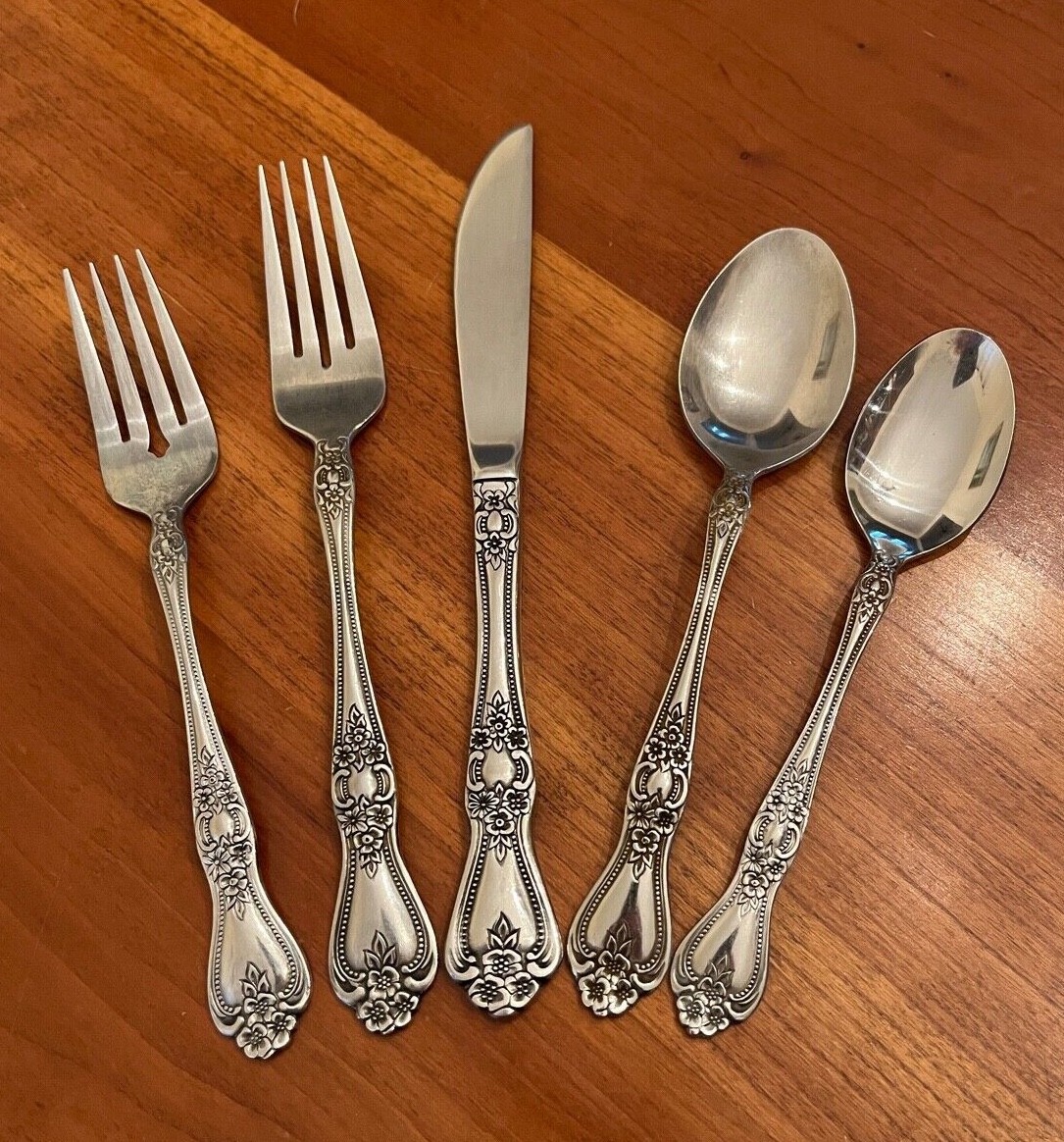 スムース 🔥 Just Arrived | 2024 Sahara ZX 🔥 If you're looking for the