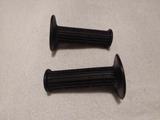 yamaha mx hand grips 1e6-26241-00 583-26242-00 sold in pairs