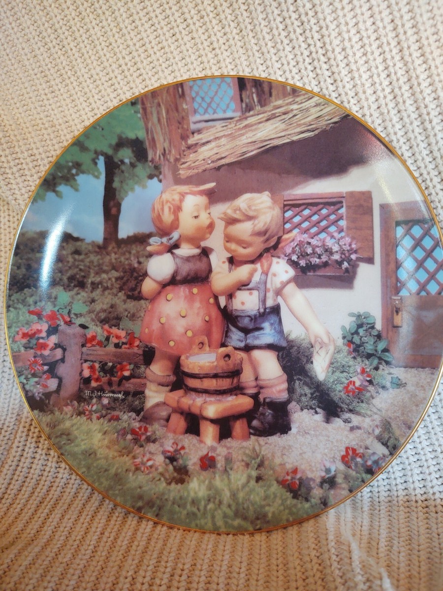 MJ Hummel plate collection set of 4 Little Companions
