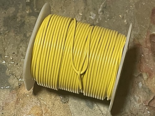 1x new spool Belden 8502-4 Yellow PVC Hook-Up Wire 20AWG (100 FEET) - Picture 2 of 2