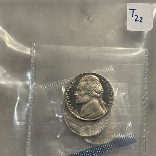 1981 P D S Jefferson Nickel - Proof & BU 3 Coin Lot - Mint Cello - Picture 5 of 5