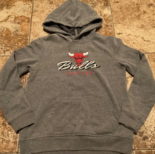 ABERCROMBIE FITCH NBA CHICAGO BULLS FLEECE HOODIE CHILDREN 9/10 HEATHER GREY