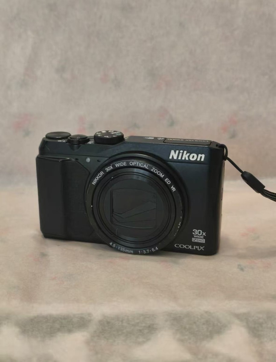 Nikon COOLPIX S9900 Digital Camera SD Card Charger Battery Tested