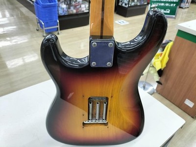 ギター Tokai ST-60 springy sound Tokai ST-60 Springy Sound 3 Tone Sunburst Made in Japan ST Type E