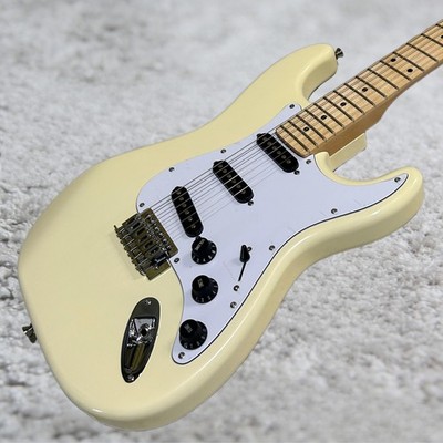 ST Electric Guitar Cream Yellow Color 22 Frets Maple Fretboard Big Head