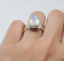 925 Solid Sterling Silver Faceted White Rainbow Moonstone Ring-8 US