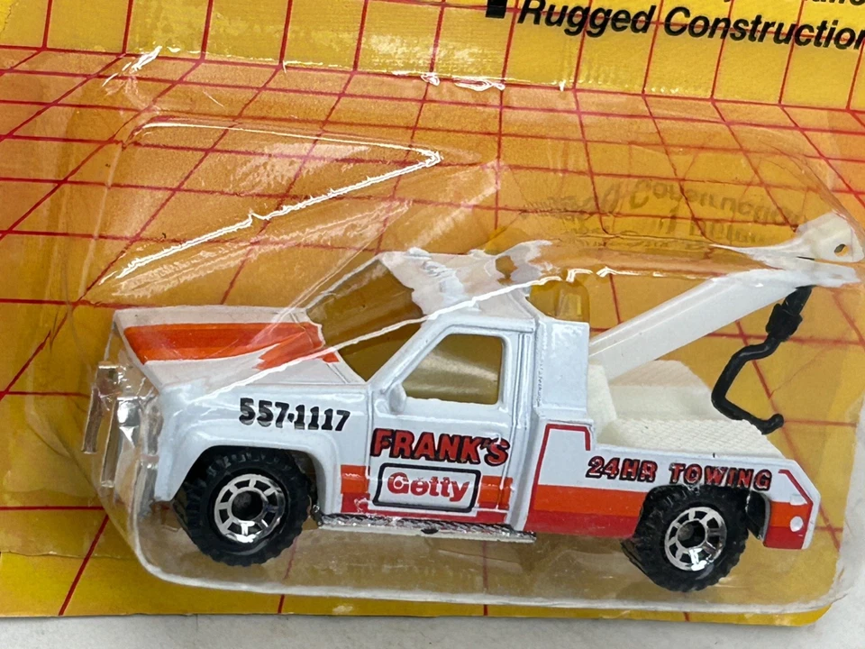 1990 MATCHBOX SUPERFAST #21 GMC WRECKER FRANK'S GETTY 24HR TOWING NEW ON CARD - Image 3 of 3