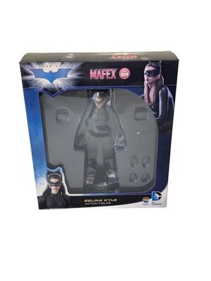 MEDICOM TOY Figure Mafex SELINA KYLE Preowned