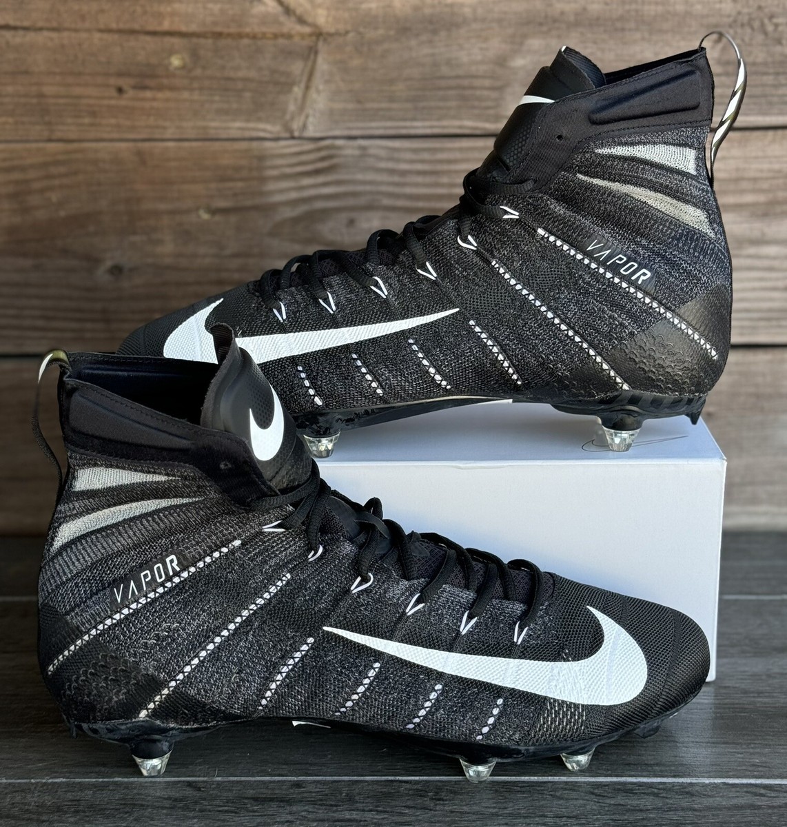 Nike Vapor Untouchable Elite D Flyknit Black/White Football M 15
