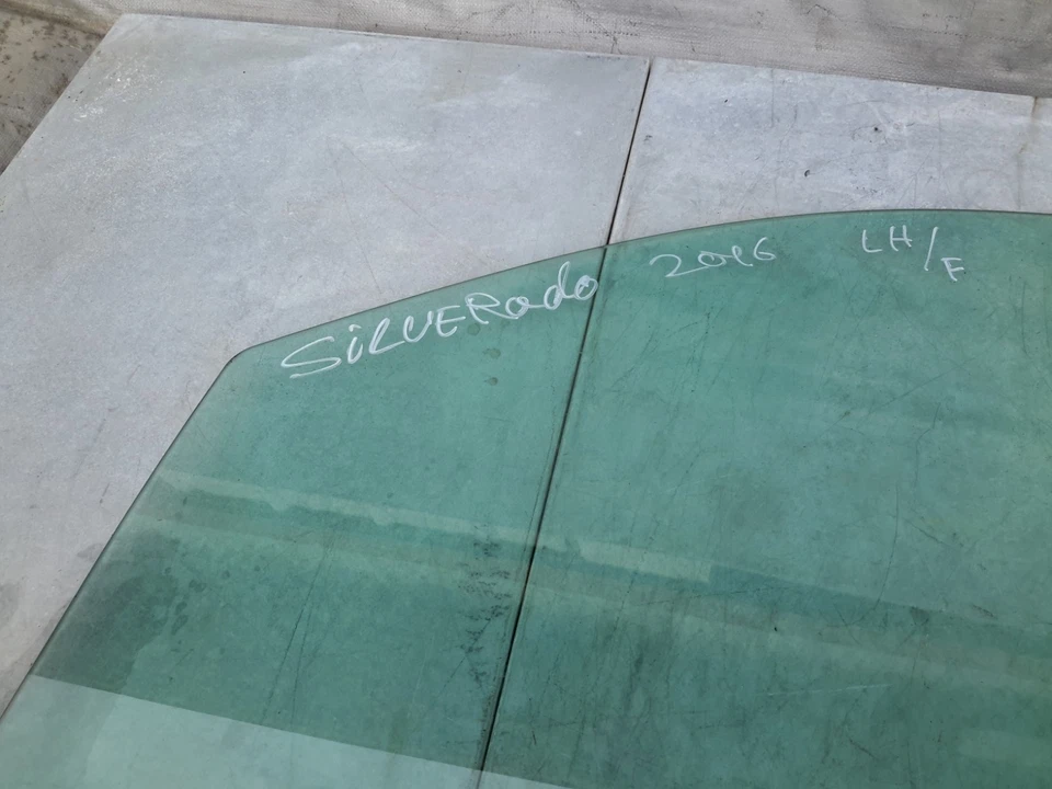 2014-2018 Chevrolet Silverado 1500 Door Window Glass Front Left Driver Side OEM Foto 3 de 4