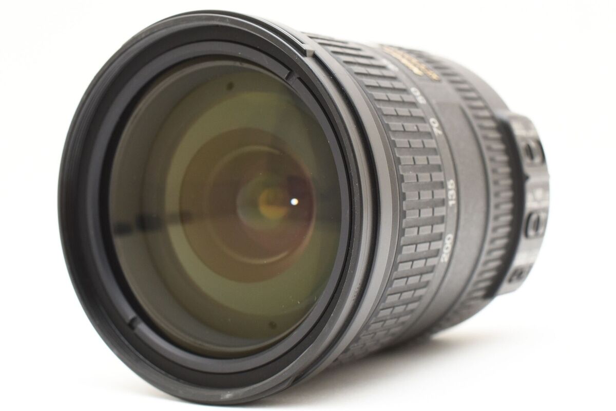 Nikon AF-S DX Nikkor 18-200mm f/3.5-5.6 G ED VR Lens [Exc+++ Nikon AF-S DX Nikkor 18-200mm f/3.5-5.6 G ED VR Lens [Exc+++