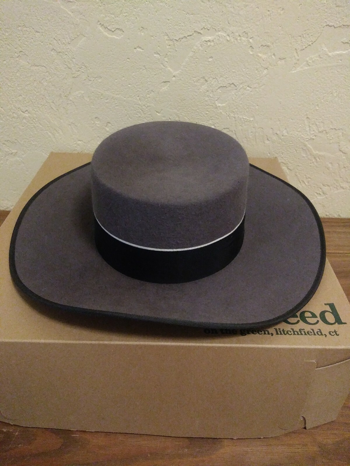 Fernández y Roche セビリア ハット 57 Fernández y Roche セビリア ハット 57 Fernández y Roche セビリア