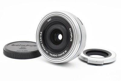 Olympus M.Zuiko Digital ED 14-42mm f/3.5-5.6 EZ Lens w/LC-37C Lens Cap