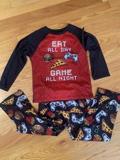 NWT-Boys Children  s Place 2-Piece Long Sleeve Graphic Pajama Set-Size 5/6
