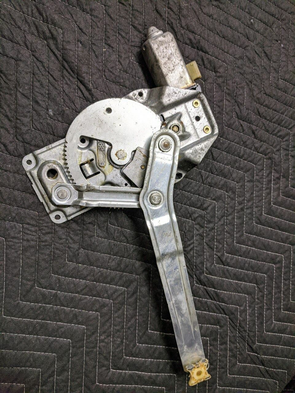 BMW E36 3-Series Rear Right Window Regulator With Motor  