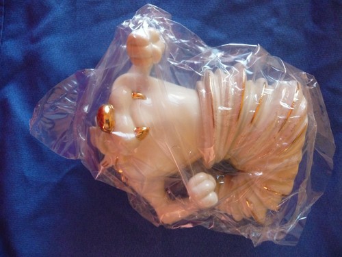 LENOX CLASSICS COLLECTION "TAZ", NEW in BOX w/COA - Picture 3 of 5