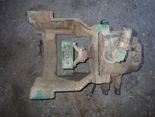 John Deere 8640 Tractor Hydraulic Pump And Mount Bracket R66837 Ar94661 Ar70723