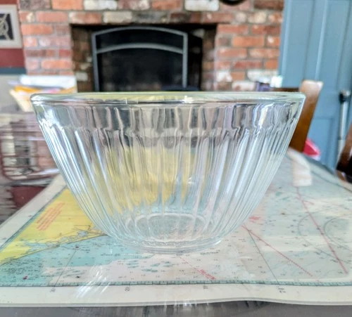 Vintage Pyrex 7401-S Clear Glass Ribbed Nesting Mixing Bowl 3 Cup/750 ml