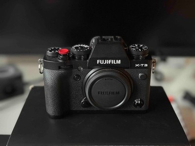 Fujifilm X-T3 Schwarz 26.1 Megapixel *TOP Zustand* Shutter Count 342 + OVP