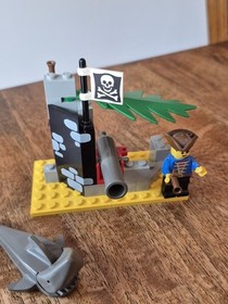 LEGO 1492 PIRATES BATTLE COVE 100% COMPLETE W/INSTRUCTIONS 1992