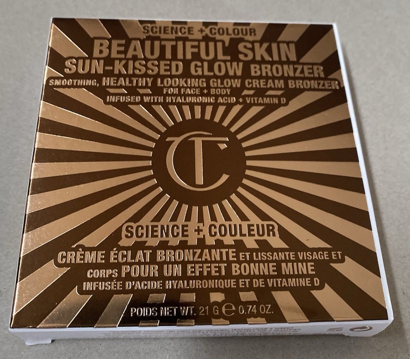 Charlotte Tilsbury BEAUTIFUL SKIN SUN-KISSED GLOW BRONZER