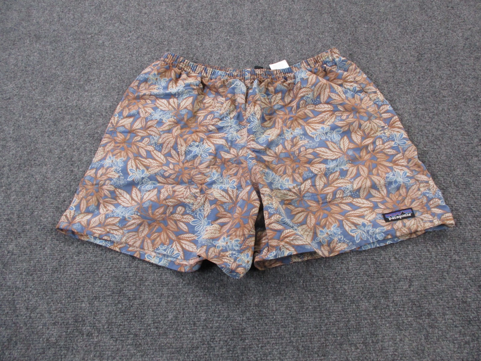 Patagonia Shorts Mens M Nylon Floral Baggies Beach Logo Casual Stretch 57021