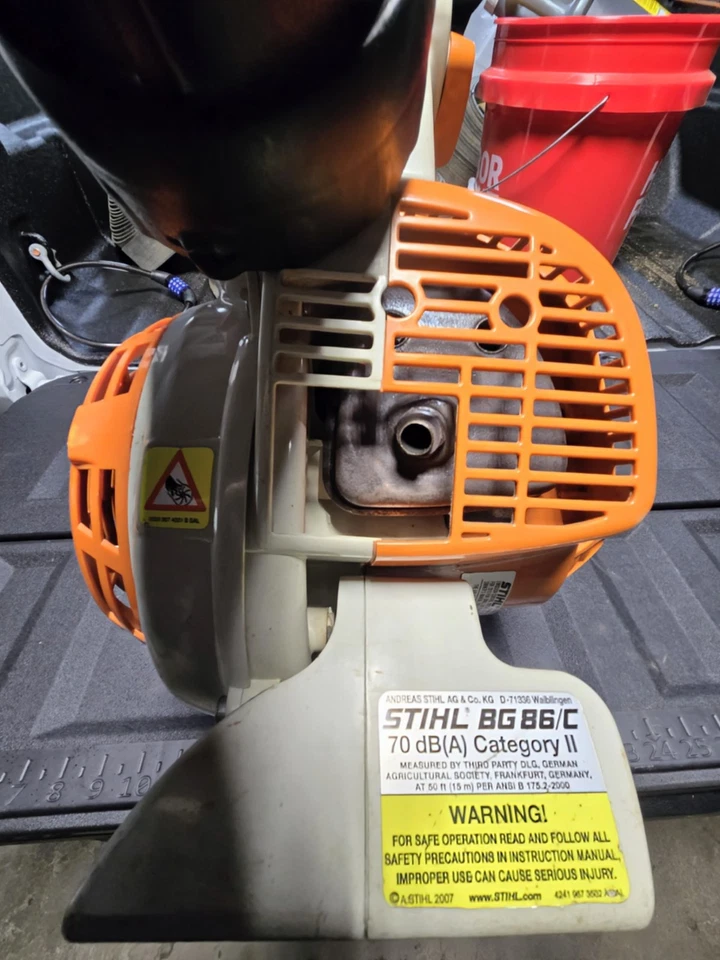 Soprador de folhas portátil STIHL BG86C  - Imagem 4 de 4