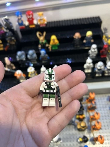 LEGO Star Wars Commander Gree Phase 1 Clone Trooper Minifigure