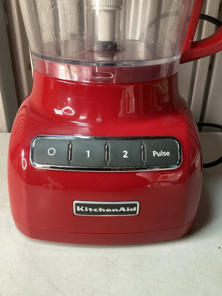 KitchenAid Food Processor Empire Red 5KFP0925BER - With 1 x Disc Slicer - Used. - Image 3 of 4