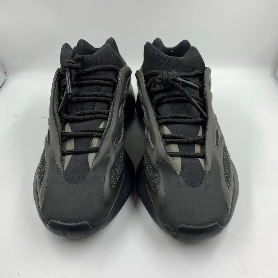 Adidas Yeezy 700 V3 Alvah Sneakers Mens US 8 Black Gray Low Top Lace Up H67799 - Image 3 of 4