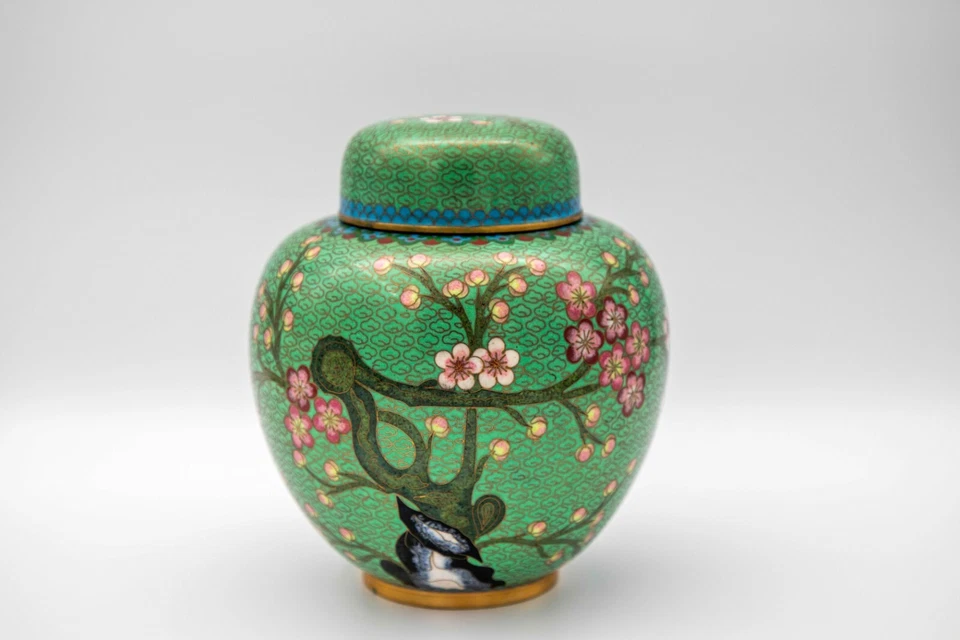 Antigua urna/potiche cubierta olla anillo latón chino superior.   Foto 3 de 3