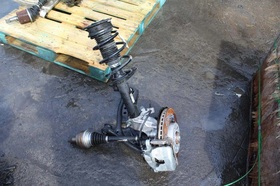 Montaje rodilla AUDI A3 izquierda 22 Foto 2 de 4