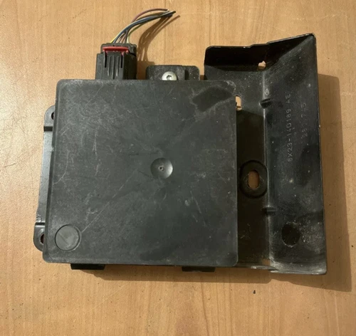 2009-2015 JAGUAR XF XFR XFR-S  BLIND SPOT SENSOR CONTROL MODULE LEFT / RIGHT OEM