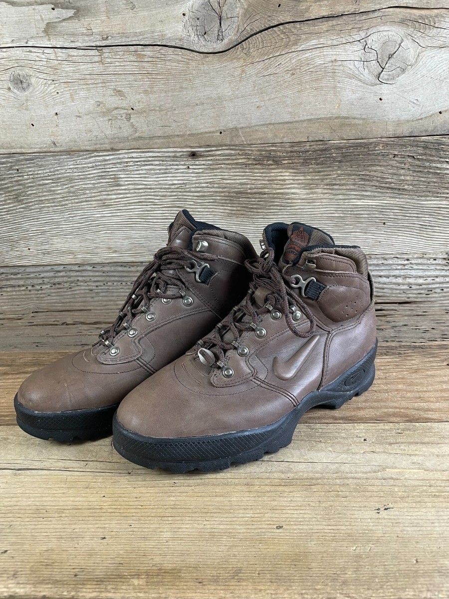 nike acg boots brown leather