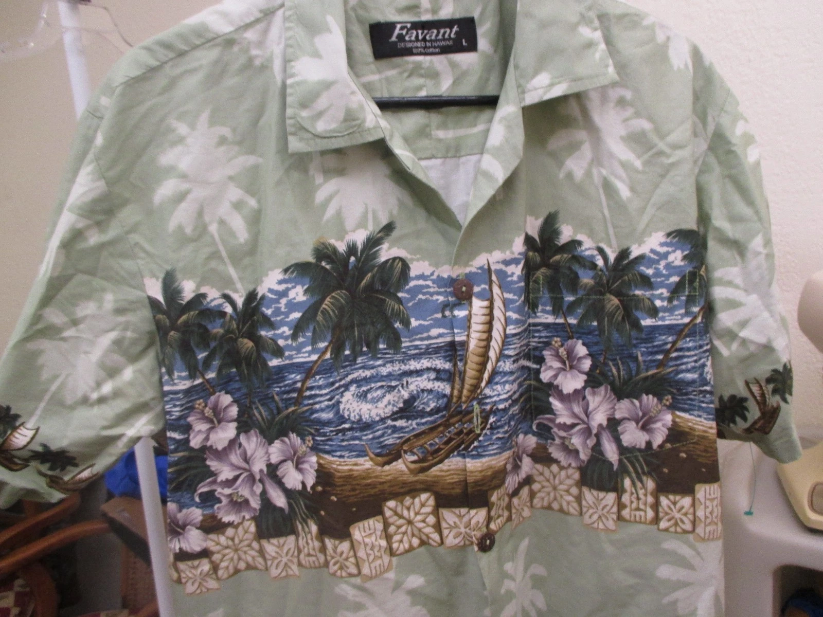 Men's Hawaiian Style Shirt Hawaiian Scene w/ Tiki & Dugout Canoes Men's Large