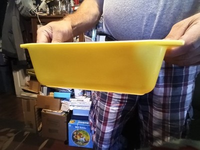Vintage Pyrex 913 Loaf Pan Lemon Yellow Ovenware Meatloaf/bread Dish USA