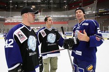 Barrett Jackman Alexandre Daigle Primus Worldstars meet up w- Ice Hockey Photo
