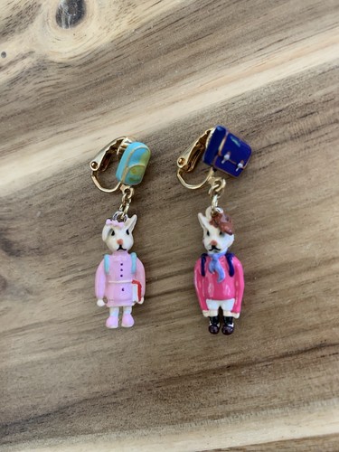 Les Néréides N2 Pour LNLA enamel school kids bunny rabbit clip on earrings NWOT - Picture 1 of 4