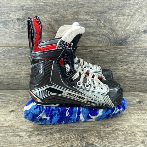 Bauer Vapor X900 Youth Ice Hockey Skates Size Y 13 Black Silver Red with Soakers