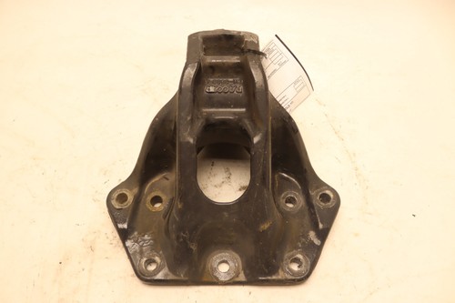2018-23 PETERBILT 579 PACCAR SUSPENSION LEAF SPRING HANGER BRACKET C11-6089 OEM