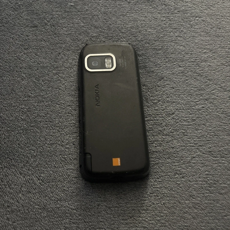 Nokia 5230 - Black (Unlocked) Smartphone - Image 2 of 2