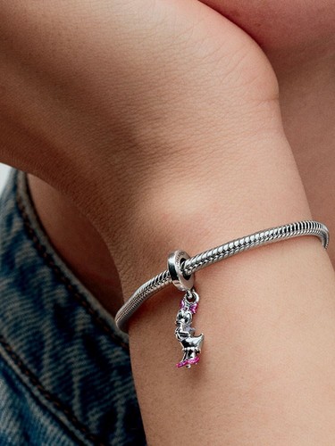 *New Authentic* Pandora Disney Daisy Duck Dangle Charm-793249C01 - Picture 4 of 6