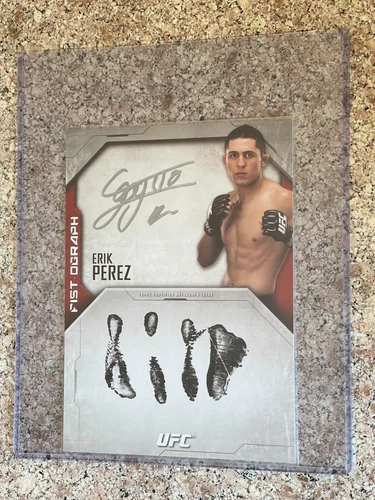 2014 Topps UFC Knockout Fist-ograph Auto - ERIK PEREZ 10/10