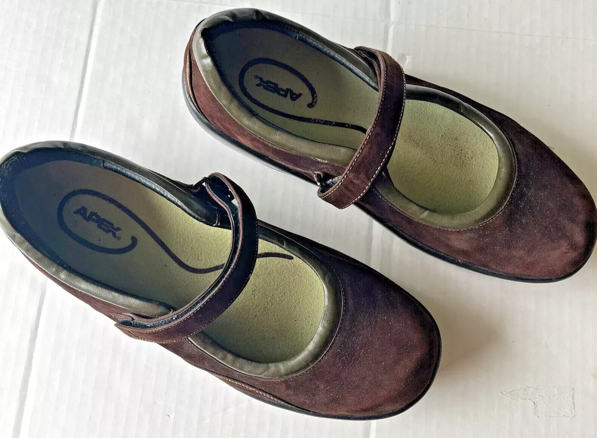 Apex Leather Mary Jane Shoes Womens Ambulator Sz.11 M Brown