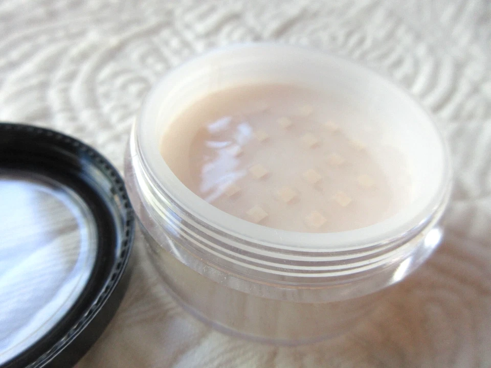 PRINCESS MARCELLA BORGHESE IVORY VEIL-01 MINERAL VEIL POWDER 0.17 oz. MADE ITALY - Image 4 of 4
