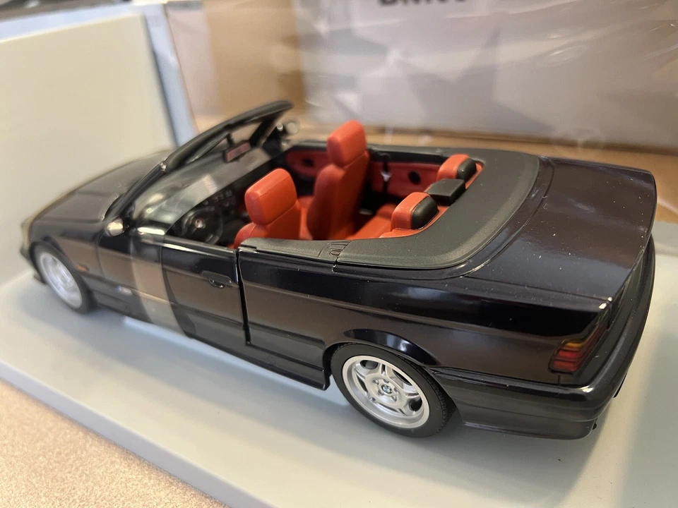Lote paquete modelos UT: BMW Z3 James Bond Goldeneye 1:18 + M3 cabrio TECHNO VIOLET Foto 4 de 4