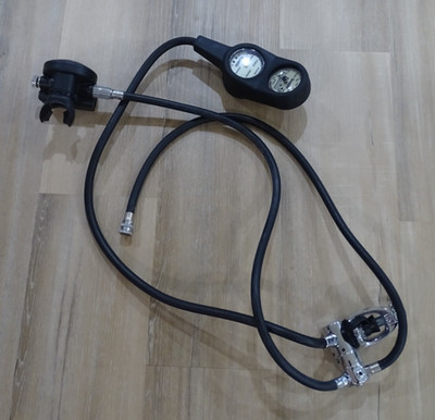 Scubapro G250 Regulator Oceanic Console Pressure & Depth Gauge, Compass, Hoses