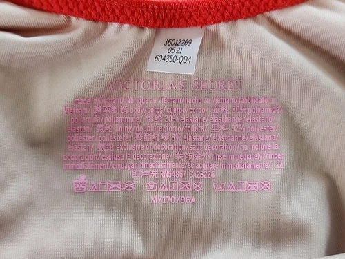 Traje de baño Victoria's Secret Shine Strap Vardia de una pieza rojo talla M nuevo con etiquetas - Imagen 4 de 6