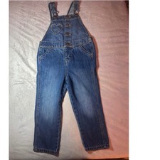 OshKosh Bgosh Kids Denim Overalls Blue Heart Bib Medium Wash Straight Leg 4/5T